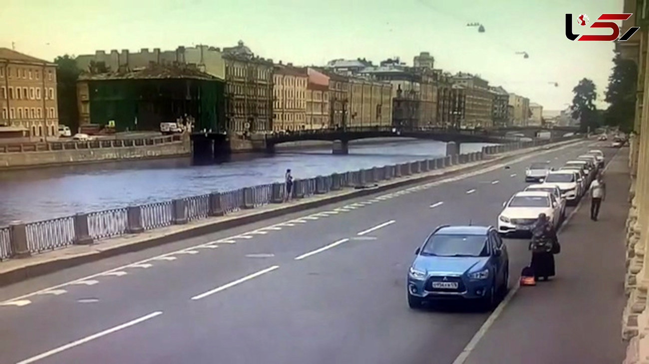 صحنه ای تلخ از لحظه تصادف مرگبار یک موتورسوار + فیلم / روسیه