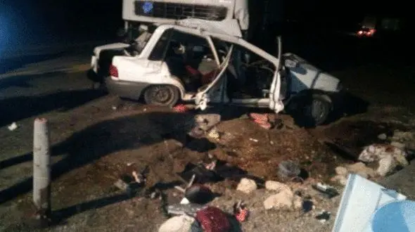 ‌4 کشته و 2 مجروح در اثر برخورد خودروی سنگین با پراید ‌