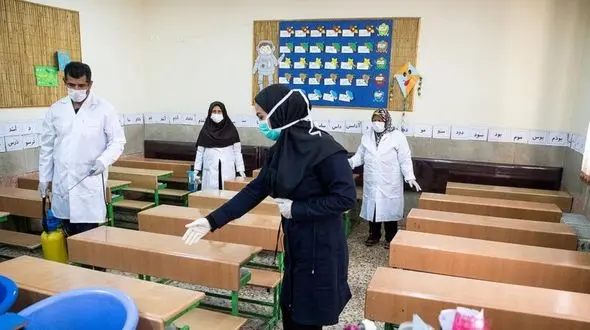 والدین قبل از حرکت دانش آموزان به سمت مدرسه، درباره باز بودن و حضور معلم سوال کنند !+ فیلم 