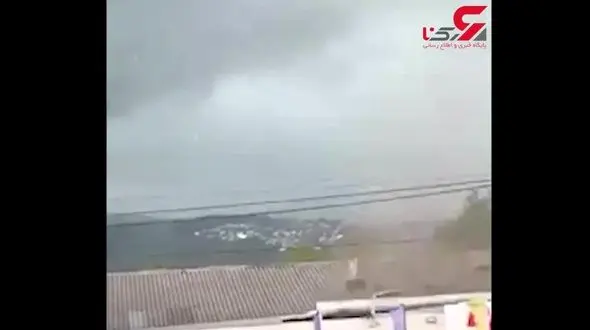 لحظه تخریب وحشتناک یک خانه توسط گردباد قدرتمند+ فیلم