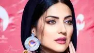 فیلم/ چیدمان اصیل به سبک هلیا امامی فخرالرمان سینمای ایران/ سالن پذیرایی با تم سبز زمردی، ترکیب هوشمندانه مبلمان طرح‌دار با حال و هوای طبیعت و...