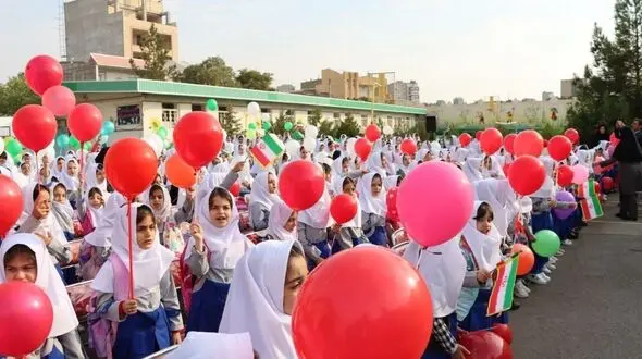 ۲۵۰ هزار بسته نوشت‌افزار برای دانش‌آموزان؛ سهم ویژه مناطق کم‌برخوردار