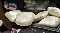 بازداشت 2 مرد با 62 کیلو تریاک جاساز شده در پژو پارس 