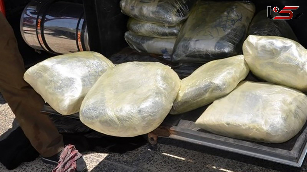 بازداشت 2 مرد با 62 کیلو تریاک جاساز شده در پژو پارس 