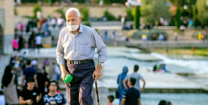 بازنشستگان تامین اجتماعی بدون بیمه تکمیلی مانده اند / ۷۰۰ هزار نفر در بلاتکلیفی / جلسه‌ای ۱۸ ساعته  بدون هیچ نتیجه!