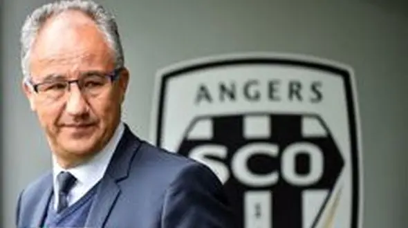 آزار شیطانی آقای رییس به  خانم کارمند در باشگاه سرشناس / فرانسه