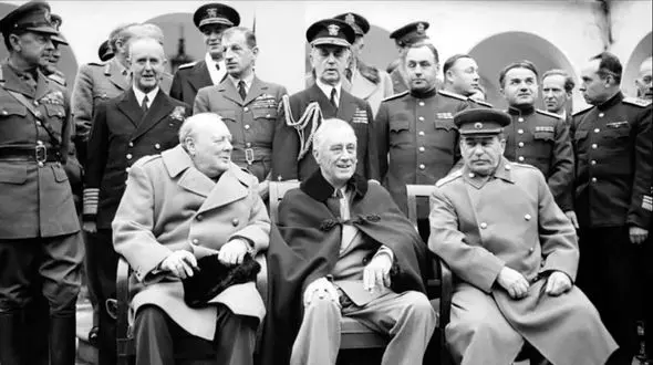 سالروز کنفرانس تهران،۱۳۲۲ / تقسیم جهان در‌ پایتخت ایران