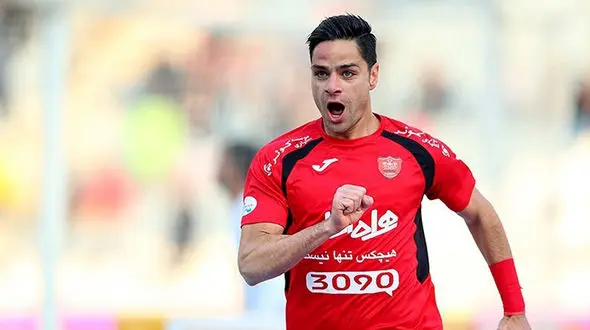  کامیابی‌نیا در پرسپولیس ماندنی شد 