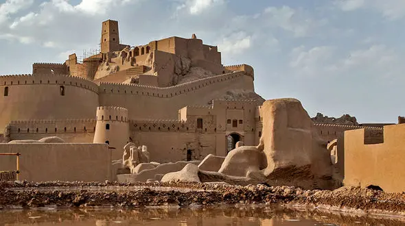 ارگ بم؛ بزرگ‌ترین سازه خشتی جهان + فیلم