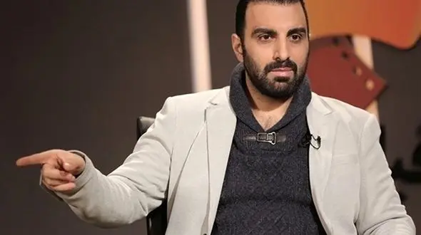 مهران مدیری در مقابل یک آقازاده می ایستد