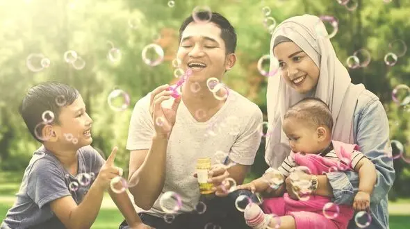 افزایش نرخ فرزندآوری با ایجاد شهرهای سبز در ایران / کاری کنیم فرزندان همکار والدین باشند، نه وِبال گردن
