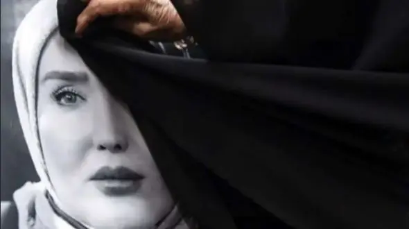 عکسی از زنده‌یاد زهره فکورصبور در آغوش پدرش 