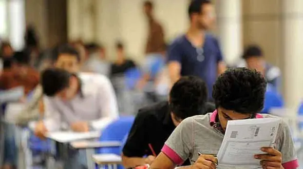 فیلم / وسایل عجیب برای تقلب در کنکور  / از هندزفری نامرئی تا پاک‌ کن سیمکارت‌ خور