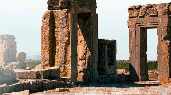 از تخت جمشید تا میدان نقش جهان