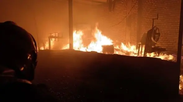 کارگاه خاتم‌کاری در آتش سوخت!