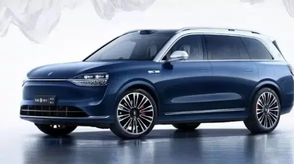 شاسی‌بلند پرچمدار جیلی گلکسی؛ طراحی خلاقانه با ۶ صندلی