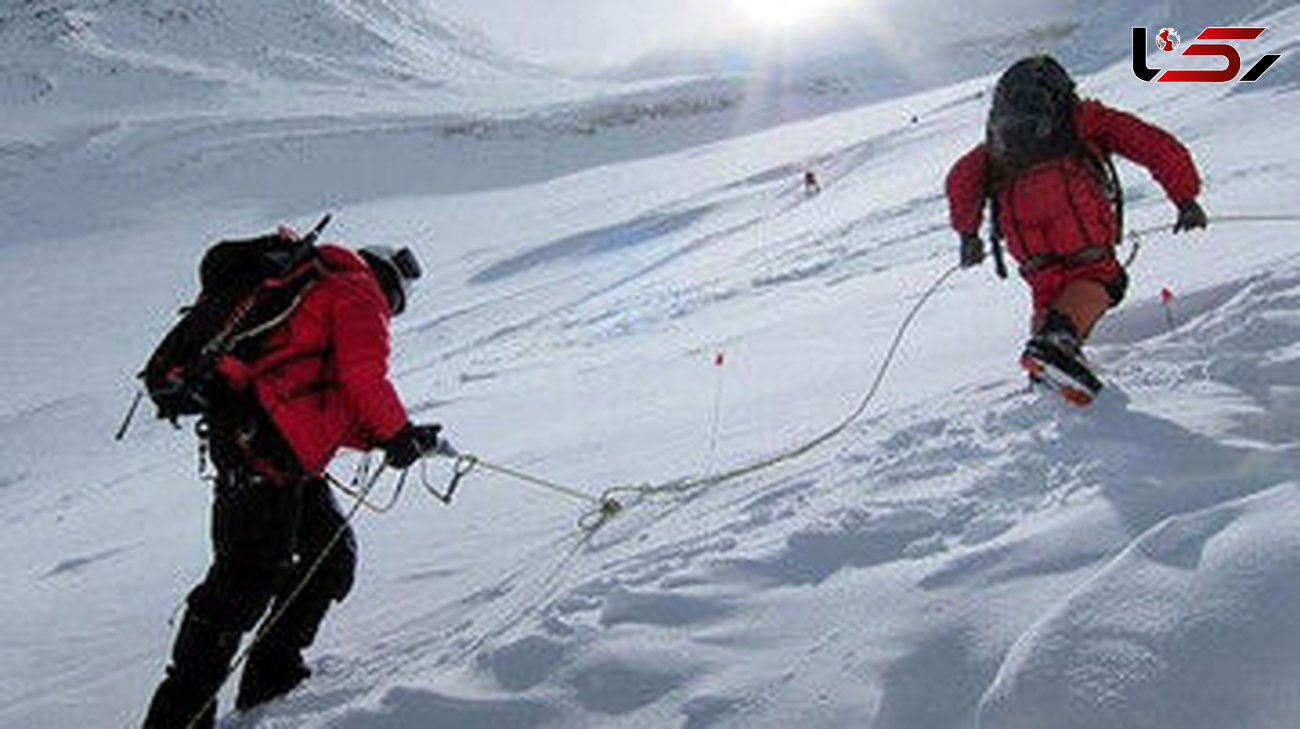 نجات کوهنورد  28 ساله از ارتفاعات کو های پریان