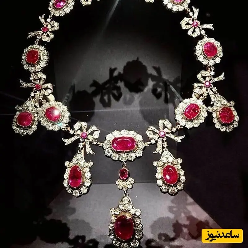 جواهرات اشرف پهلوی