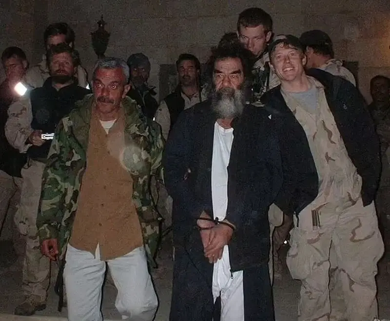 سرباز آمریکایی پس از گذشت ۲۰ سال پرده از چگونگی دستگیری صدام حسین برداشت