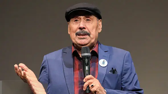 فیلم تلخ / یادی کنیم از صحبت‌های گلایه مند  پسرِ مجید قناد درباره آخرین وضعیت سلامتی پدرش در بیمارستان 