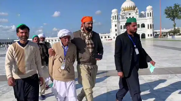 فیلم احساسی دیدار 2 برادر پس از 74 ساله / اشک همه درآمد + عکس