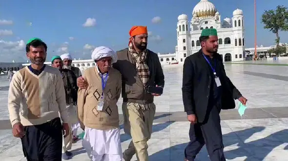 فیلم احساسی دیدار 2 برادر پس از 74 ساله / اشک همه درآمد + عکس