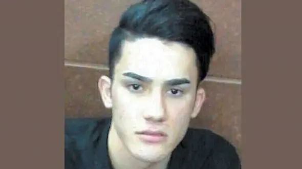 مادر این پسر را می شناسید؟ / 19 سال پیش مادرش او را  به شیرخوارگاه آمنه سپرد+عکس 