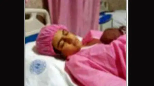 انگشتان دانش آموز دختر در مدرسه قطع شد+ عکس