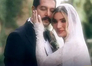 فیلم باشکوه از لحظه ورود متین ستوده  تازه عروس سینمای ایران با 3 بادیگارد به سالن زیبایی .../  زن کامران تفتی خودش مبهوت شده ....