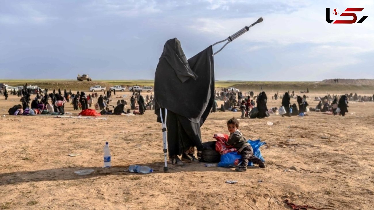 ماجرای داعشی هایی که با چادر و عصا گریختند +عکس