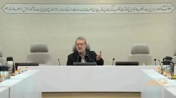  لاریجانی، مسوول پرونده ترامپ؟ / ایران و آمریکا بر سرانجام مذاکره موافقت کرده اند
