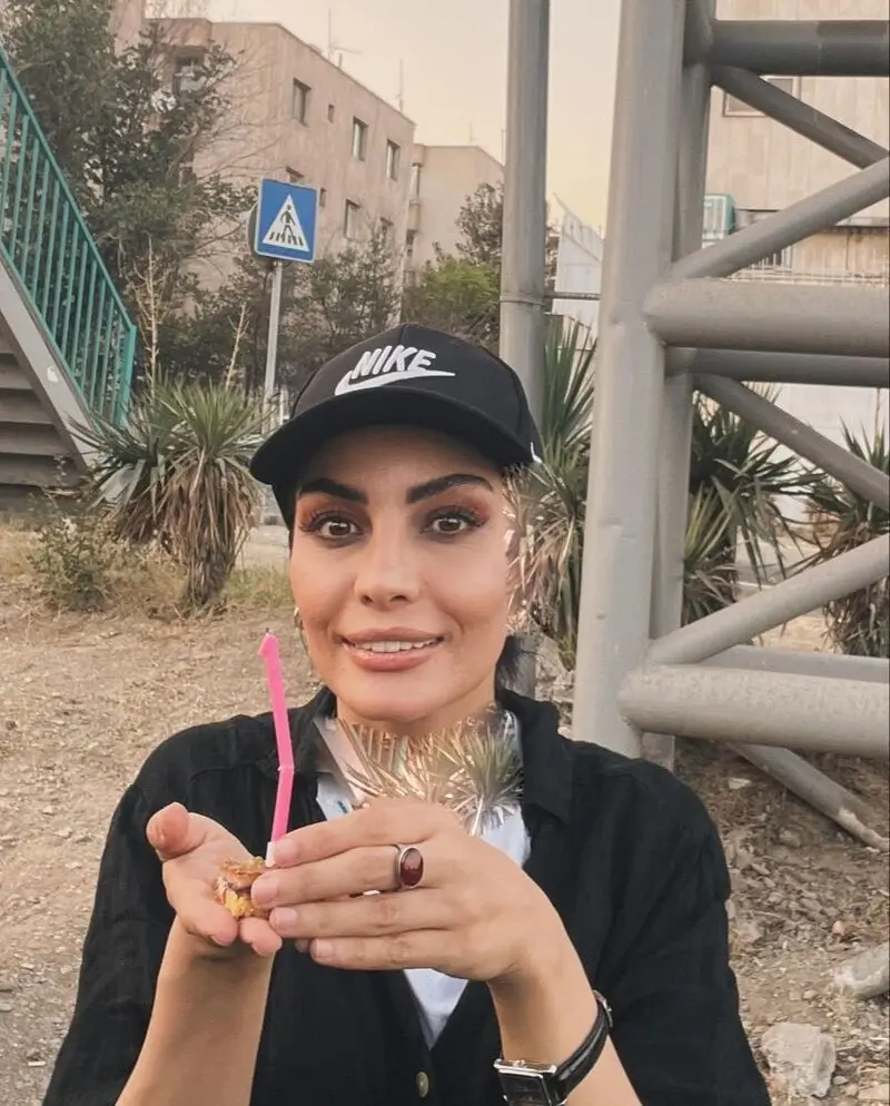 صحرا اسداللهی