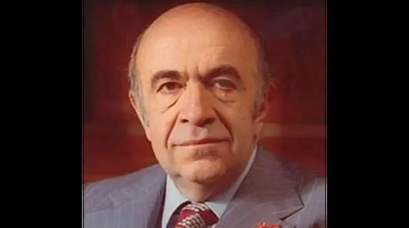 رازهایی از هویدا که تا ابد زیر خاک خواهند ماند 