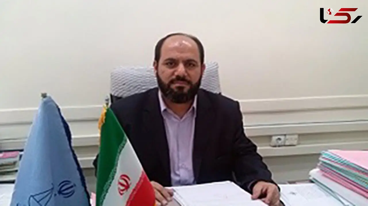 این مرد با تفنگ دوربین دار زنان پاکدشتی را هدف قرار می داد
