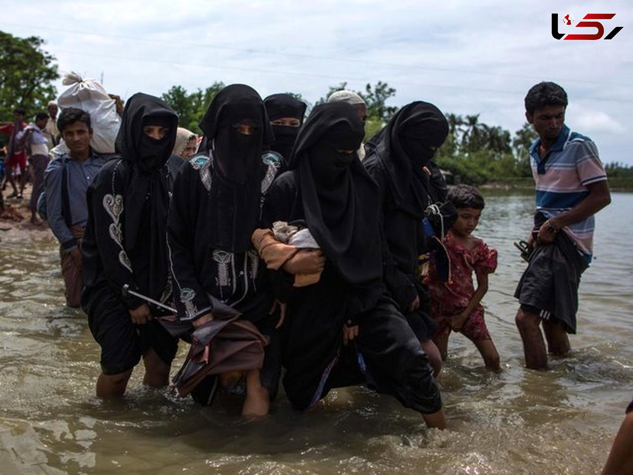 بنگلادش از کشته شدن ۳۰۰۰ مسلمان میانماری در دو هفته گذشته خبر داد