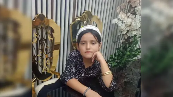 فیلم/کیف مدرسه دریا 8 کیلومتر دورتر از جسدش پیدا شد/ پایان تلخ زندگی دختر 10 ساله سلماسی در سیل