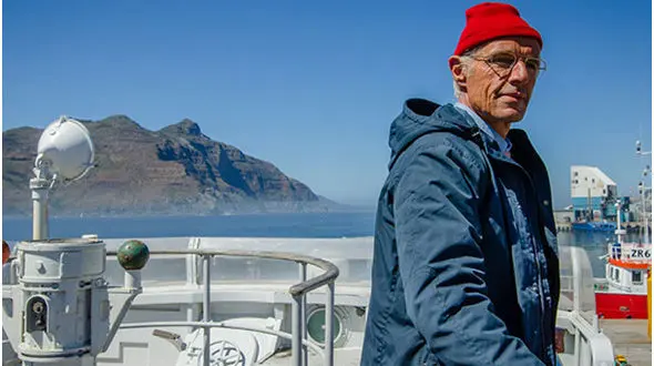  مردی که عاشق اقیانوس است +عکس