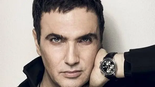 محمدرضا فروتن با حضور دلنشین در «کافه عاشقی» دیده شد