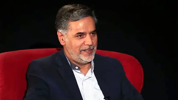 نقوی حسینی : برخی نمایندگان برای سلبریتی شدن همه نوع نظری می دهند 