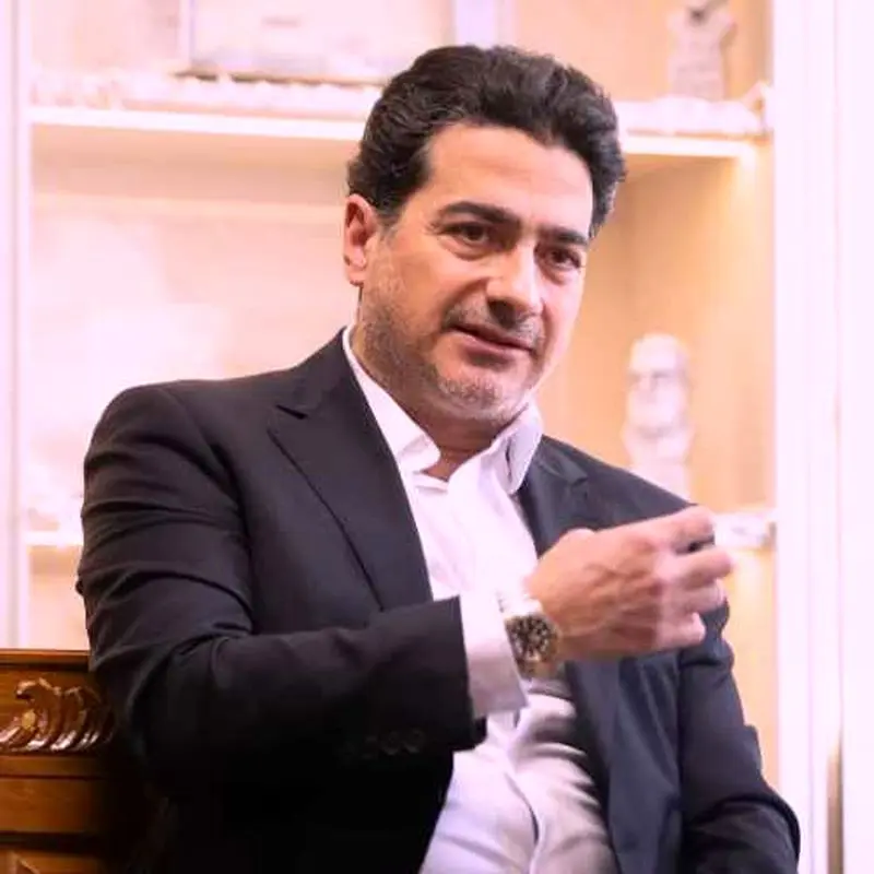 Homayoun Shajaryan Ashegh Shodam Man دانلود آهنگ عاشق شدم من در زندگانی بر جان زد آتش عشق نهانی