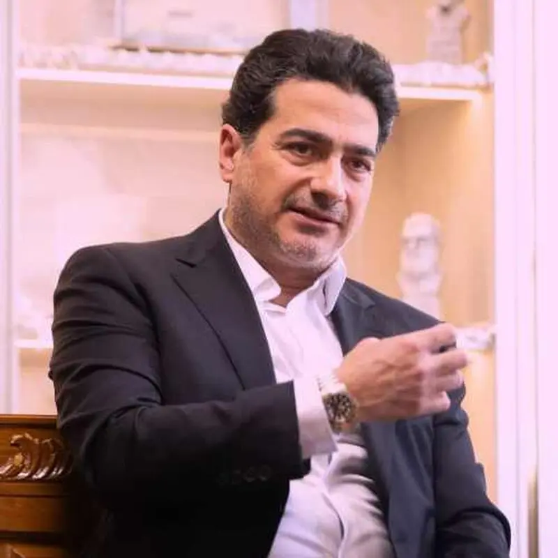 Homayoun Shajaryan Ashegh Shodam Man دانلود آهنگ عاشق شدم من در زندگانی بر جان زد آتش عشق نهانی