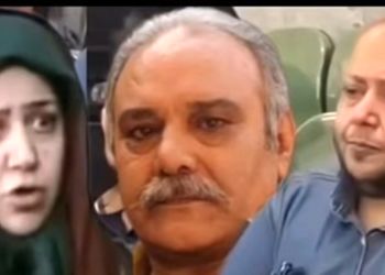 فیلم / چهره غمگین و آشفته مازیار لرستانی، همبازی محمد کاسبی در سریال سه در چهار در مراسم ختمش/ فیلمی که وقتی شهره بود ساخته شد ...