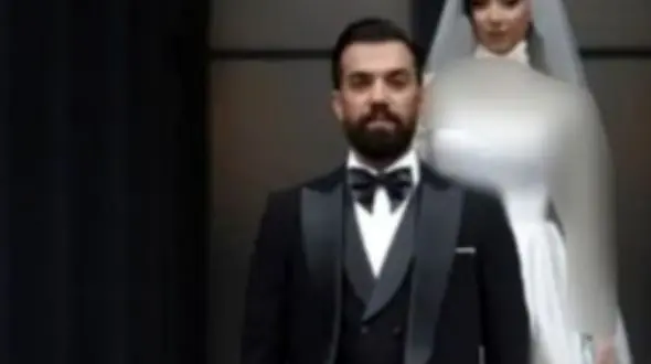 خلاقیت فوق جذاب قنّاد در طراحی کیک 7 طبقه عروسی مرجان سلحشوری تکواندوکار ایرانی + عکس تحسین برانگیز