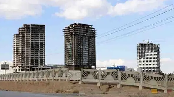 سقوط جوان اصفهانی به داخل کارگاه به چه دلیل بود؟