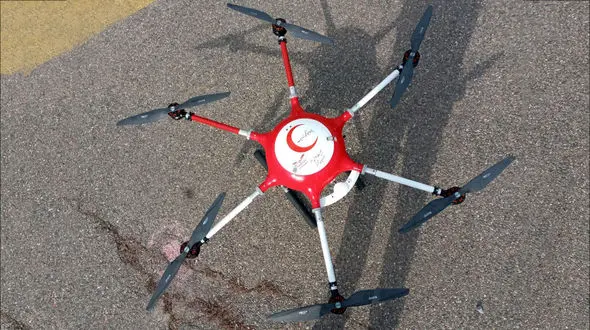 اختراع پهباد نجاتگر توسط یک امدادگر هلال احمر + عکس