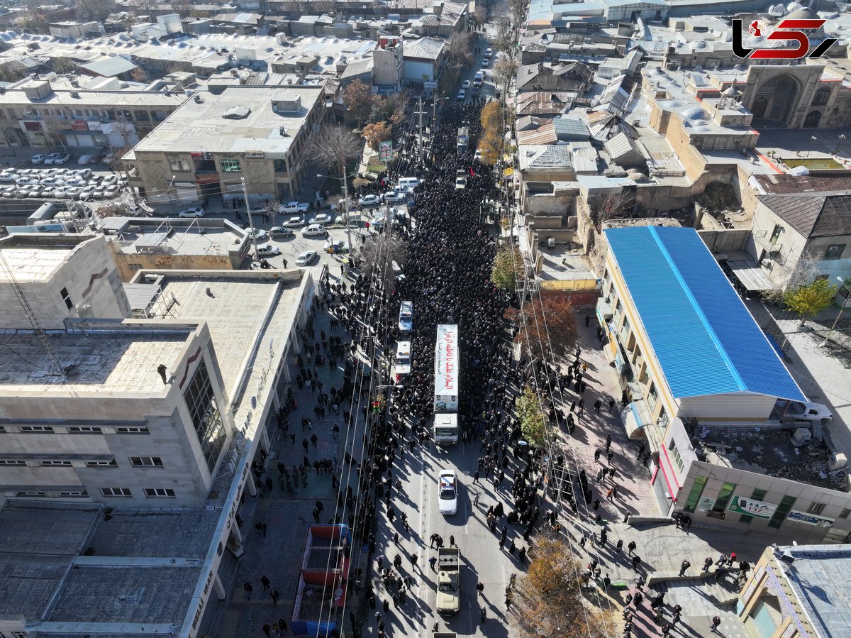 تشییع پیکر شهدای گمنام در کرمانشاه/ تصاویر هوایی 