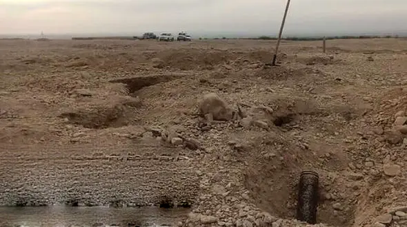 کشف گلوله توپ 107و مهمات خطرناک در دهلران / منطقه قرنطینه شد + عکس