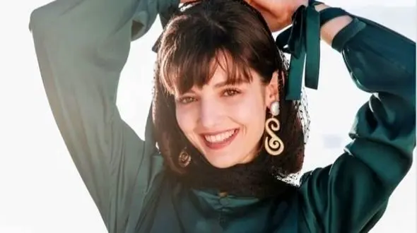 اعتراض مهسا حجازی نسبت به وضعیت هوای پایتخت و آلودگی آن: یک عدد جوان ایرانی در حال عمر در هوای عاشقانه پاییز