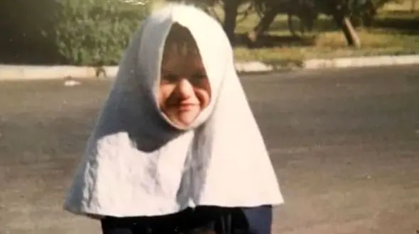 این دختر بچه شیطون کدام خانم بازیگر ایرانی است ! + عکس های دیده نشده !