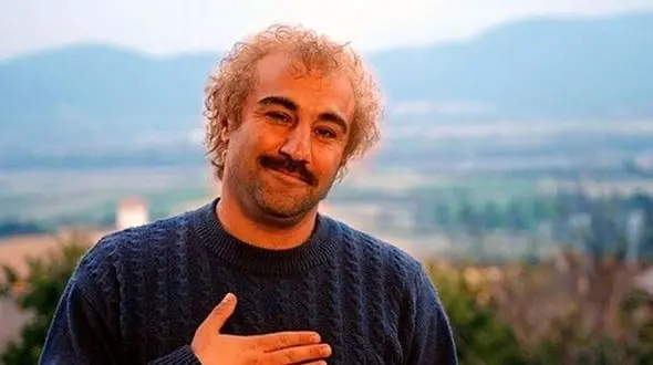 قابی زیر خاکی از جوانی محسن تنابنده وقتی که هنوز بازیگر نبود+عکس